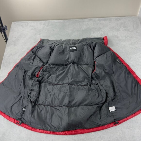 The North Face Men's Size Large 700 Goose Down Fill Puffer Vest Red/Black - Picture 4 of 15